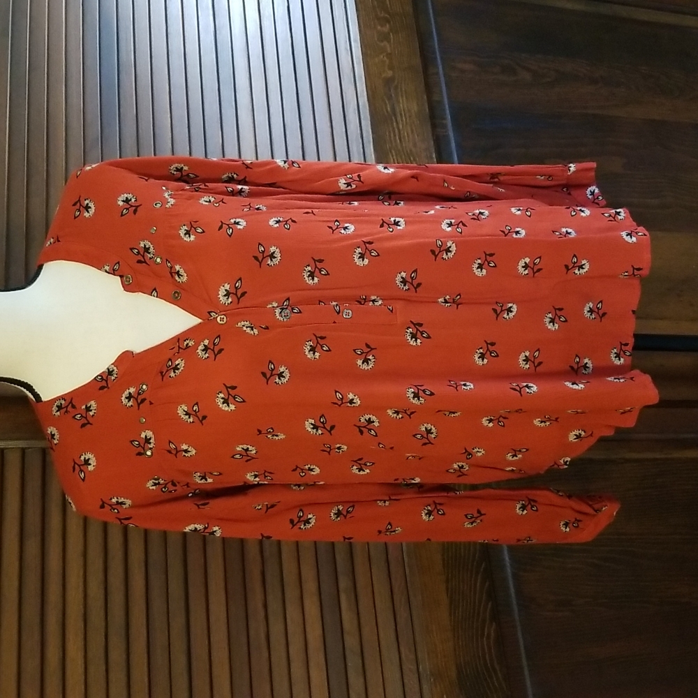 2/$12 Amuse Society hi-lo roomy blouse